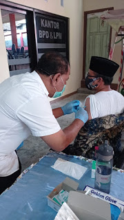 Vaksinasi Lansia Tahap II di Balai Desa Dayurejo